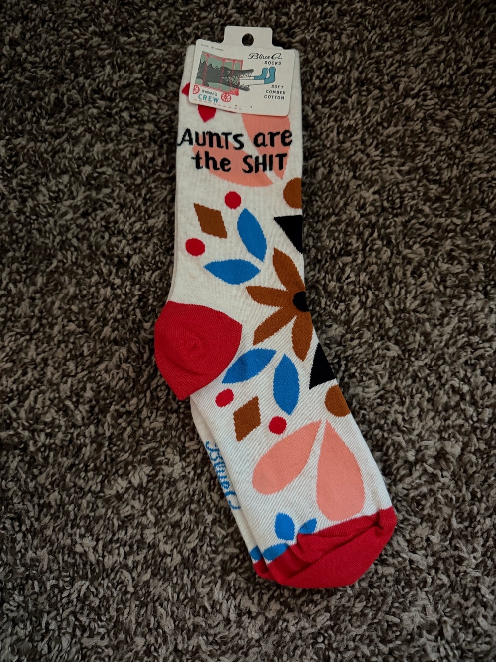 Blue Q “Aunts are the Shit” Socks
